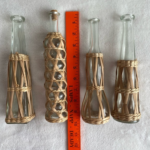 Set Of 4 Wicker Rattan Wrapped Bud Vases Clear‎ Glass Coastal Boho Neutral Decor - Picture 3 of 12